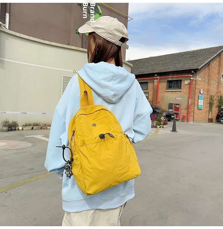 Sac à dos de randonnée ActiveGo style japonais couleur unie pour femme, sac à dos décontracté, sac de sport léger pour courts séjours et excursions._voghion.com