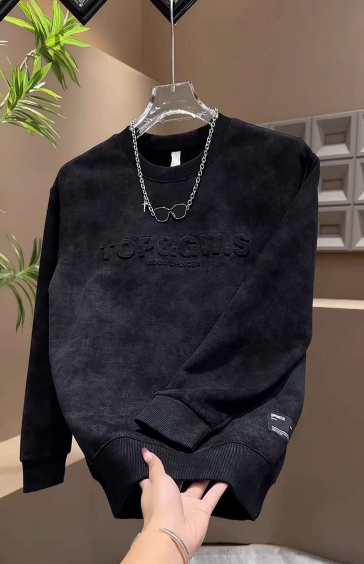 boy 2025 Autumn Winter New Thickened Fleece Sweatshirt Men's Fashion Trend Round Neck Versatile Casual Long Sleeve Men_voghion.com