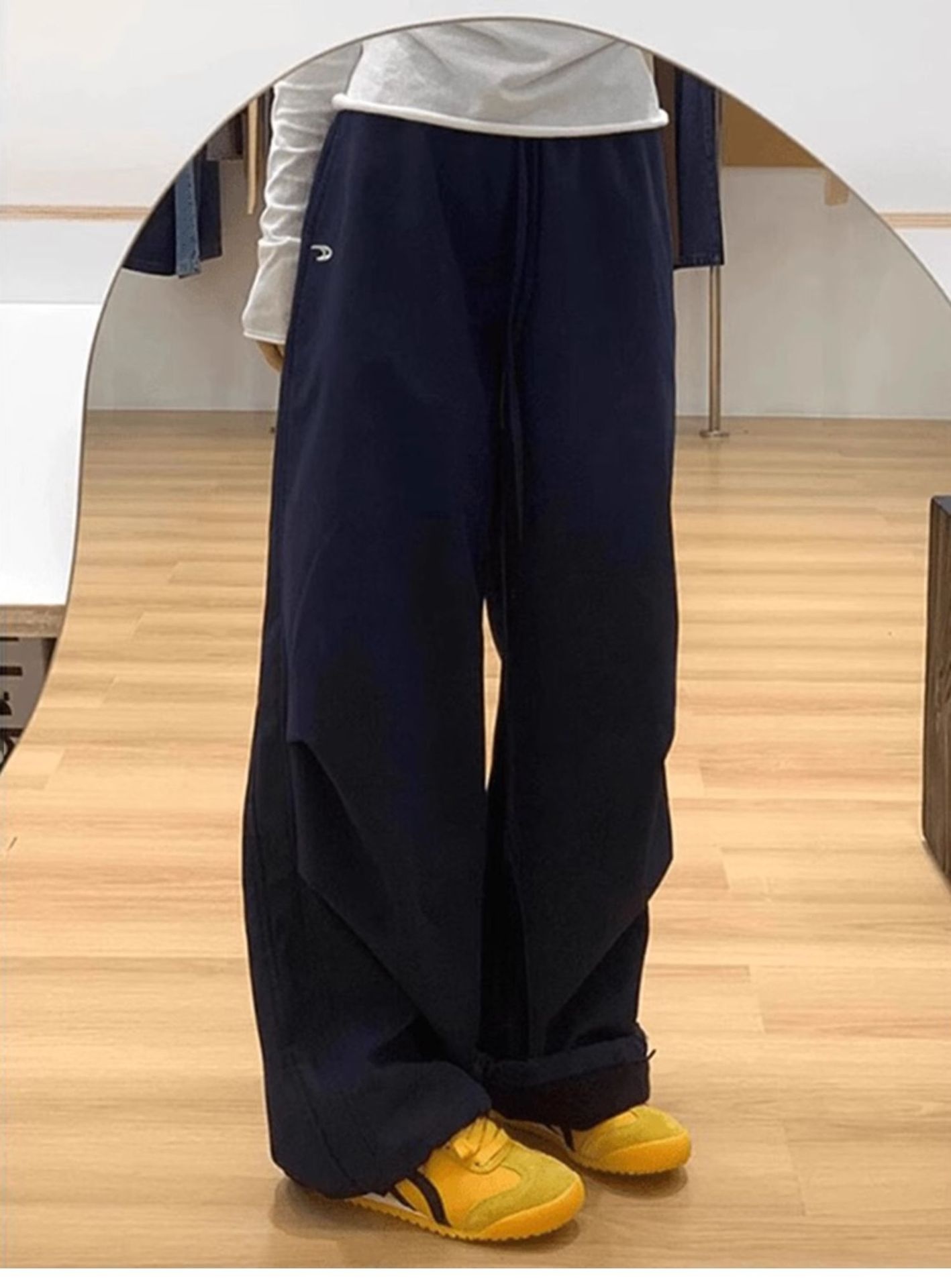 001 Marineblaue, wasserdichte, fleecegefütterte Softshell-Herrenhose für Herbst und Winter, geeignet für Outdoor-Aktivitäten wie Wandern und Skifahren im amerikanischen Fallschirmjäger-Stil_voghion.com