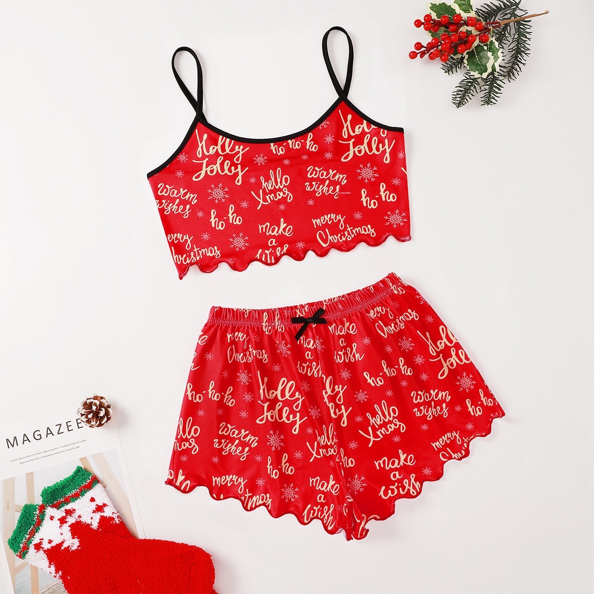 ChicShe Weihnachtlicher Pyjama im europäischen und amerikanischen Stil, neues dünnes Set für Damen, ärmellose Shorts aus Milchseide, schlicht und lässig, zweiteilig_voghion.com