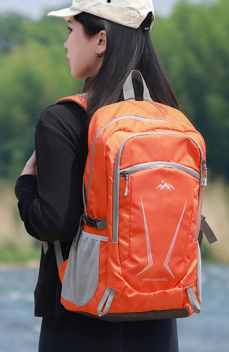 ActiveGo 40L Outdoor Lightweight Men's Hiking Large Capacity Can Hang Trekking Poles Cycling Bag Trail Running Backpack_voghion.com