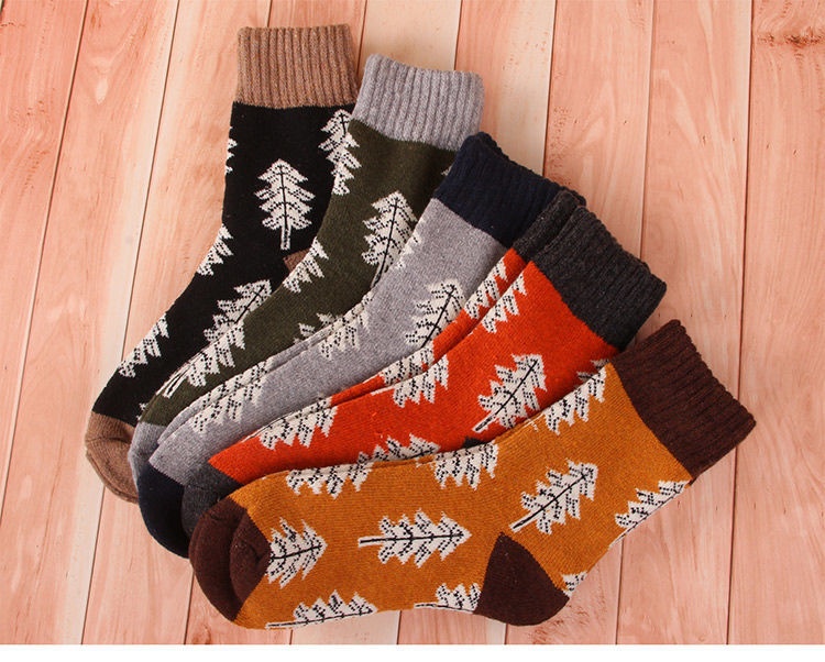 Lillian Autumn Winter Thickened Warm Christmas Tree Terry Women's Heart Deer Rabbit Wool Mid-Calf Maternity Socks Soft_voghion.com