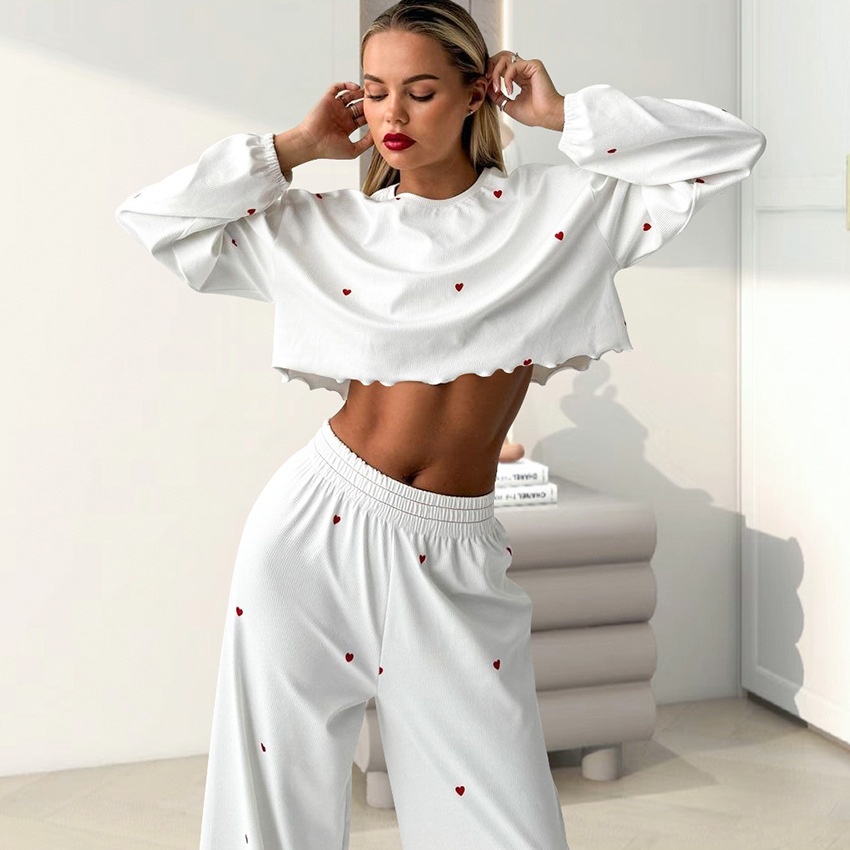 ChicShe 2025 European And American Spring Knitted Women's Homewear Fashion Heart Print Sleeve Long Pants Loose Two-Piece Pajamas_ecoleips.com
