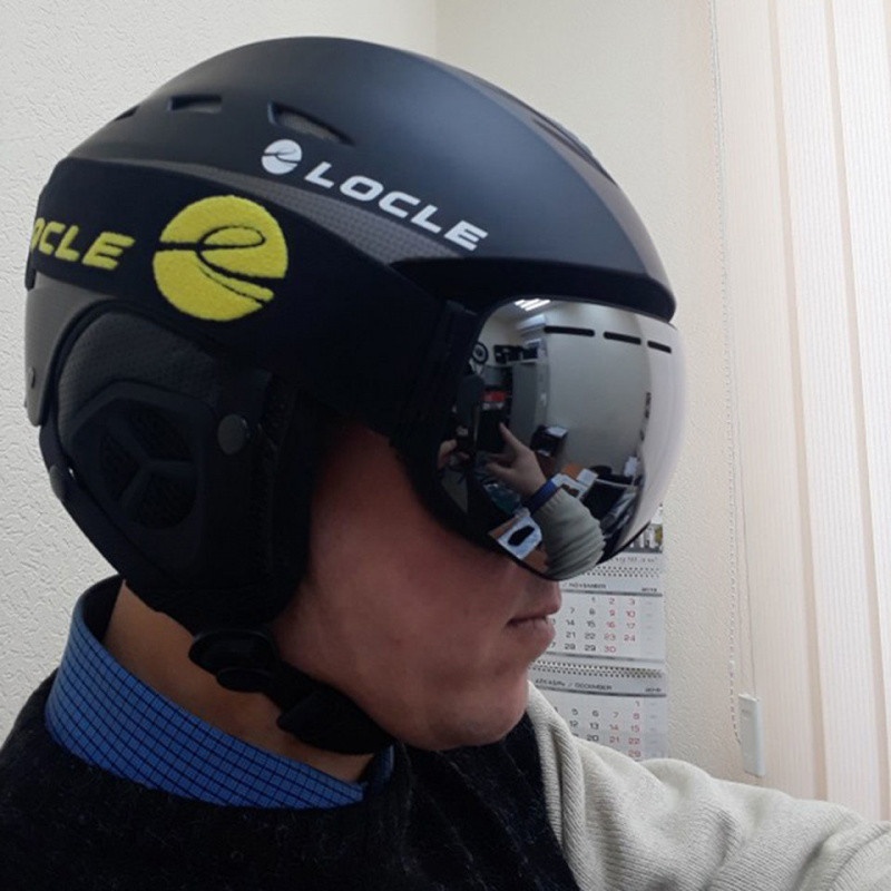 001 Neuer professioneller Ski- und Snowboardhelm für Erwachsene, Kinder und Jugendliche: Schutzausrüstung, warmer integrierter Schneehelm_voghion.com