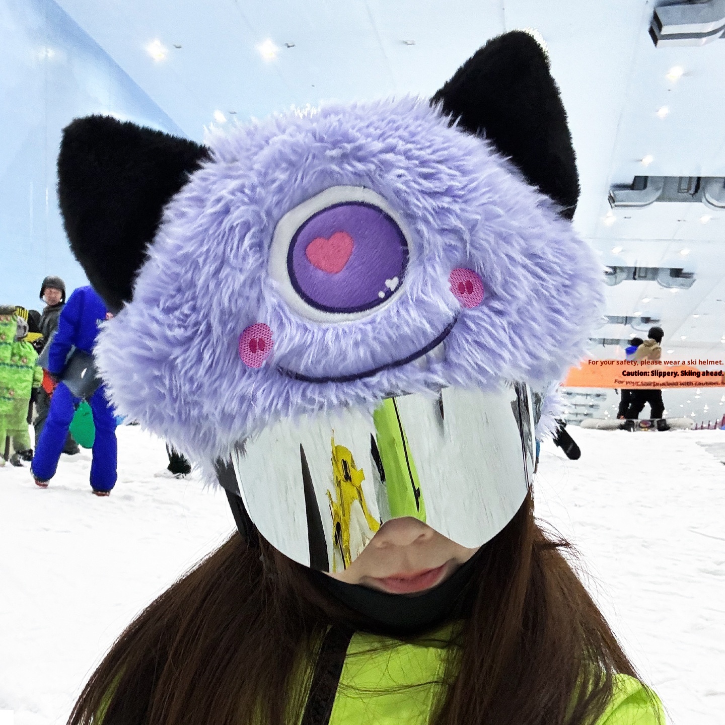 001 Cubre casco de esquí/snowboard cálido de felpa tejida, adelgazante para el rostro, gorro frío con decoración de dibujos animados de monstruo, nuevo estilo invernal_voghion.com