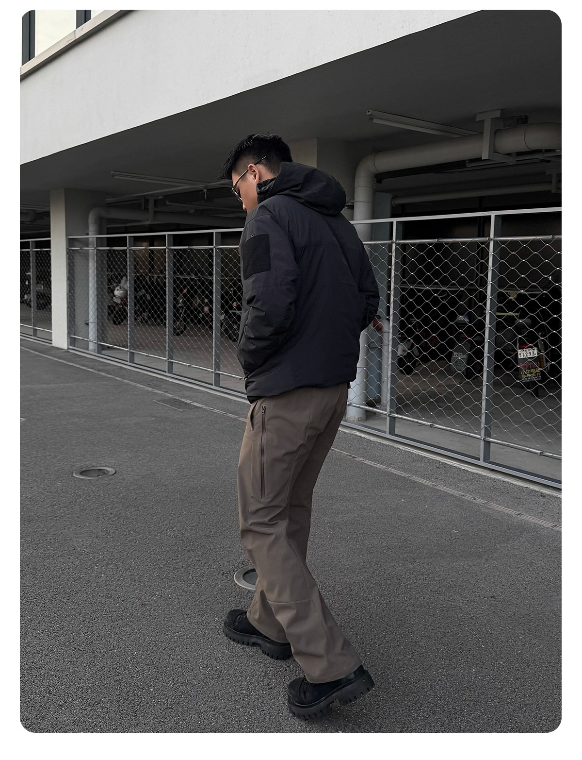 001 Macai Hard Shell Ski Four Seasons Regular Style Outdoor Straight-Leg Softshell Sports Casual Versatile Long Pants_voghion.com