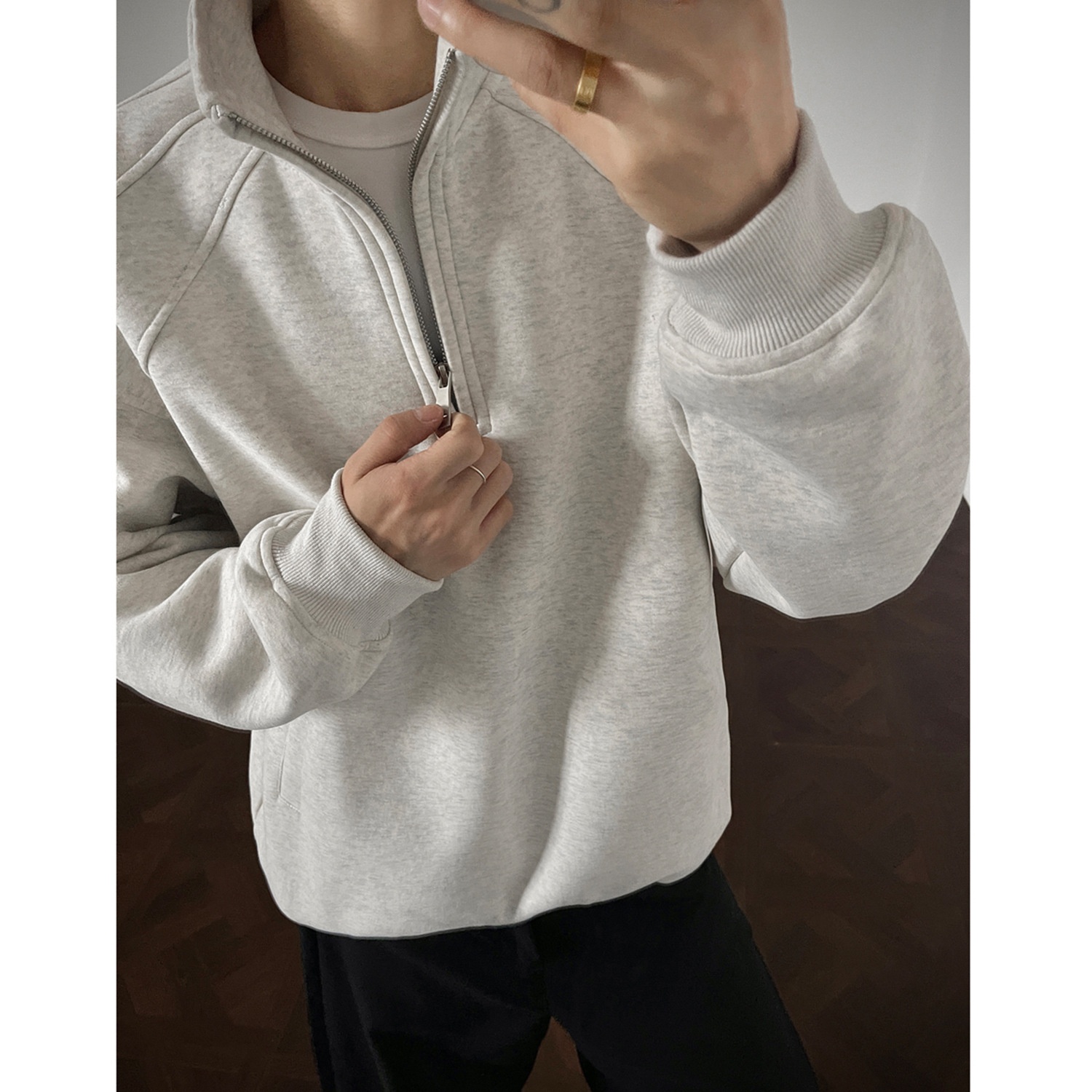 Herren-Sweatshirt im amerikanischen Retro-Stil mit halbem Reißverschluss und Stehkragen, locker geschnitten, Herbst 2025, Modell Heavy Loose Couple Jacket_voghion.com