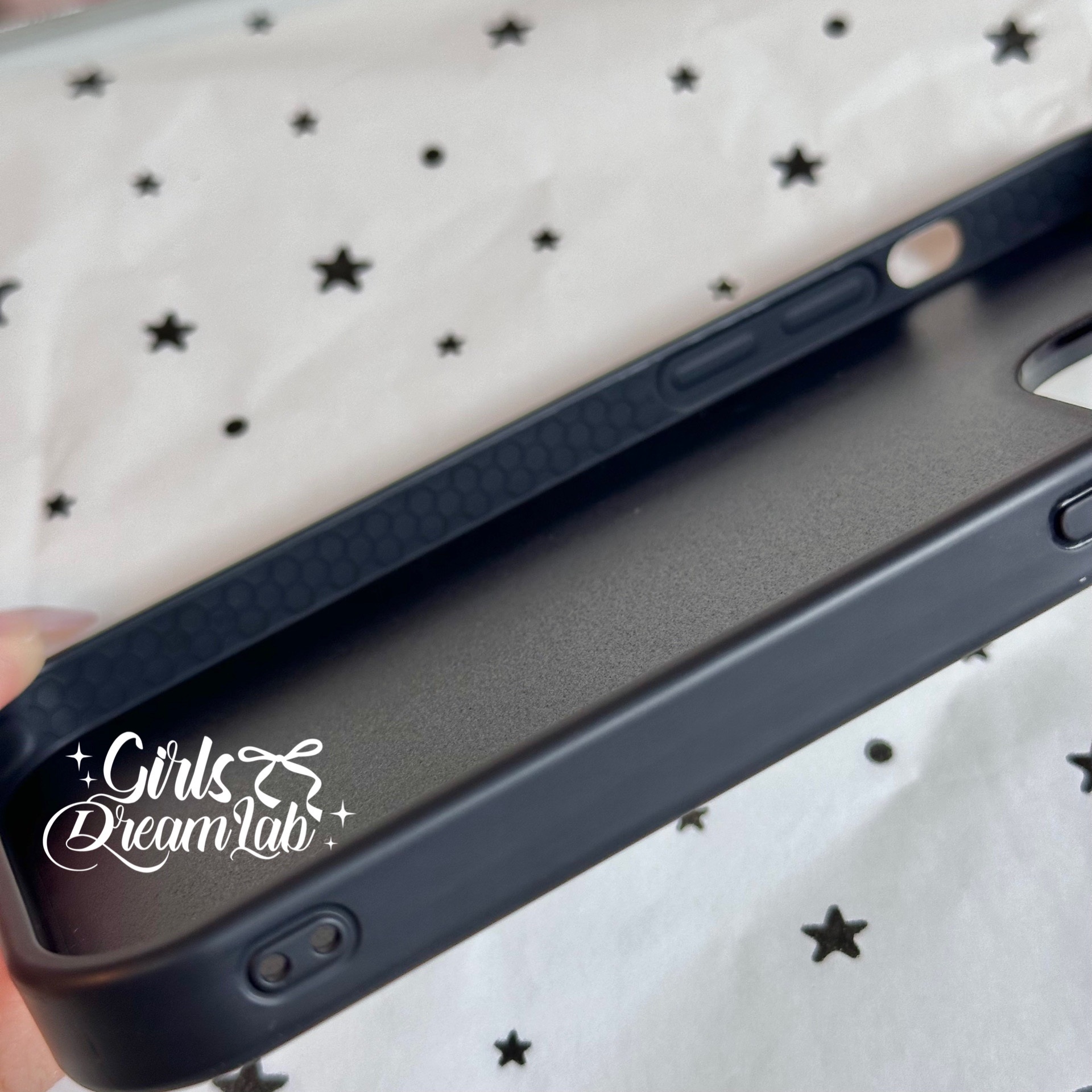 TechGlobe Original Cream Series Plüschbär, Epoxidharz, schwarzer Rahmen, rosa-blaue, niedliche Handyhülle mit großem Loch für iPhone_voghion.com