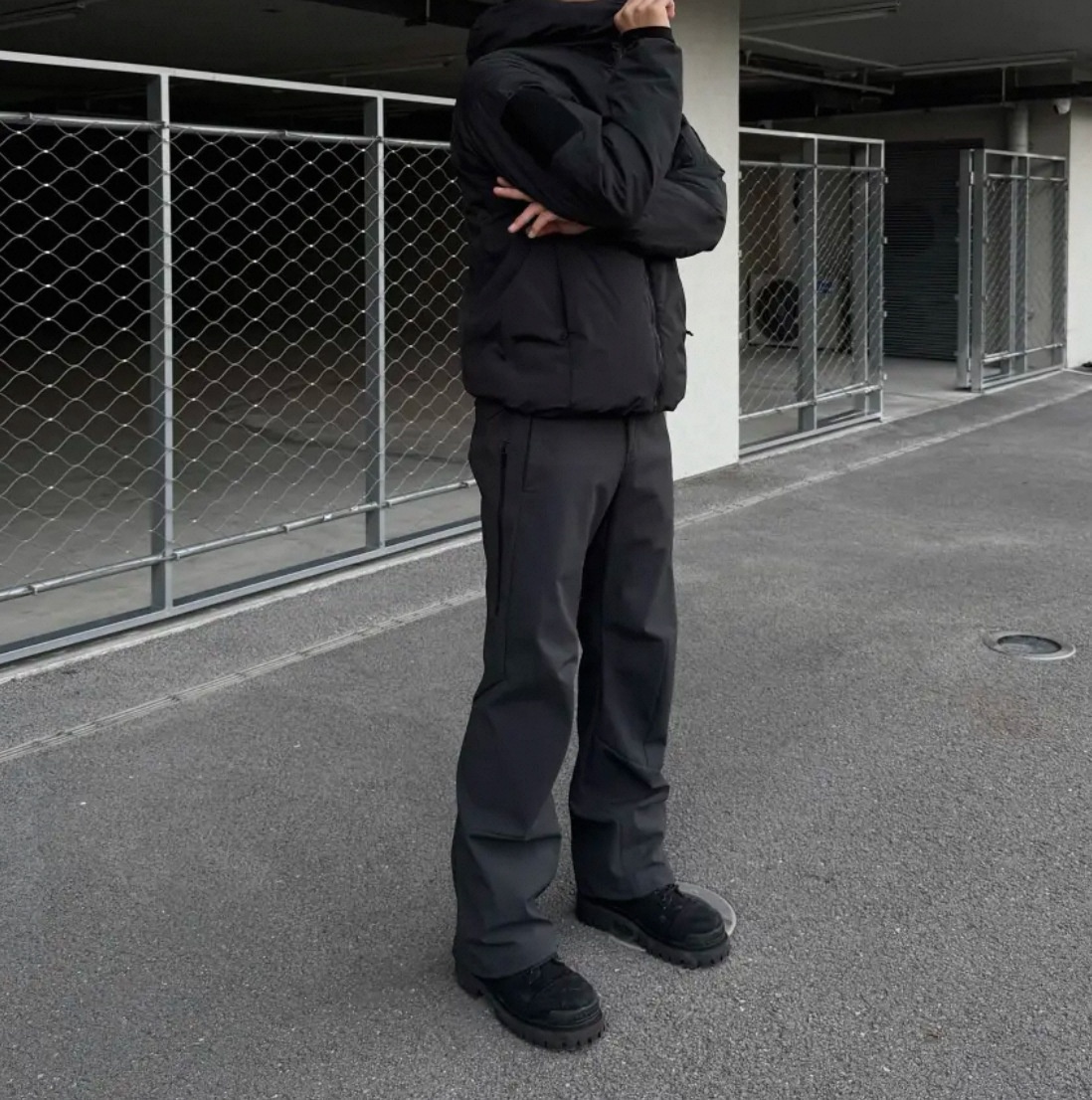 001 Macai Hard Shell Ski Four Seasons Regular Style Outdoor Straight-Leg Softshell Sports Casual Versatile Long Pants_voghion.com