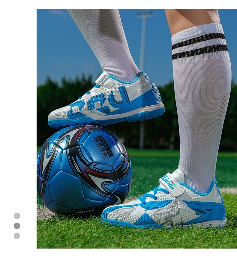 ShoeGlobe Zhizu Brand Soccer Children, No-Tie Shoelaces, Buckle TF Rubber Sole, Artificial Turf Training Shoes For Primary And_voghion.com