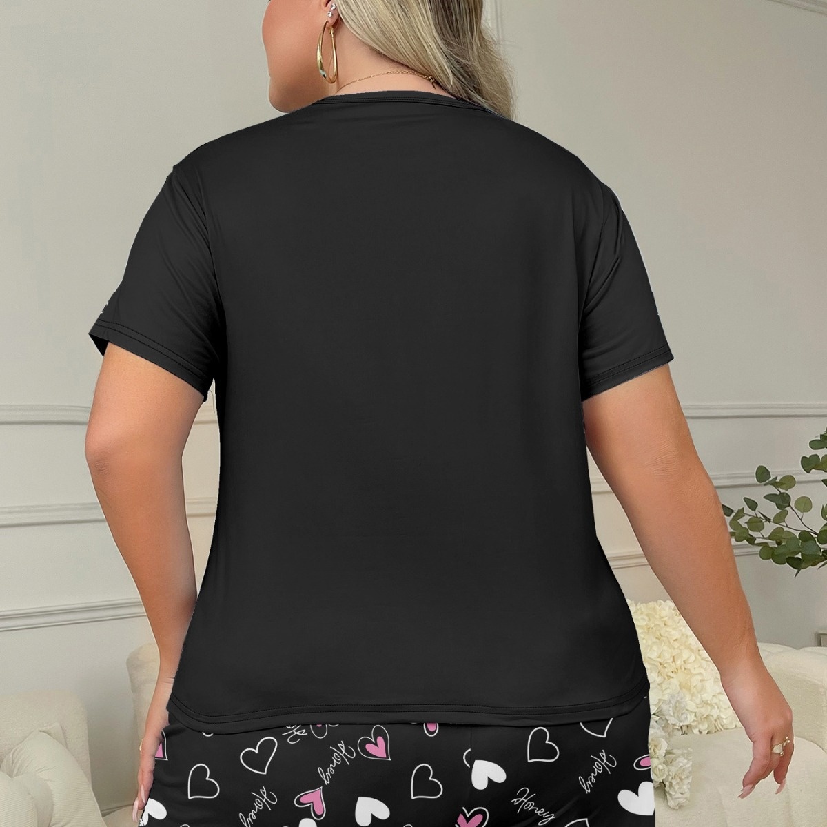 Pigiama ChicShe in seta di latte con stampa a cuore, comodo e casual, con maglietta corta e pantaloncini, stile europeo e americano, transfrontaliero_voghion.com