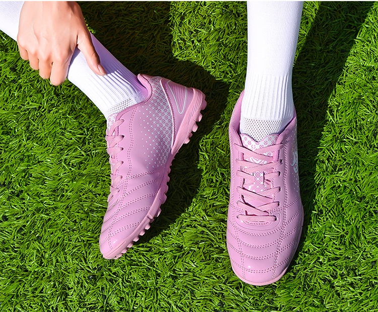 ShoeGlobe Children's For Girls, Korean Style Studded Shoes, New Boys And Girls Pink Soccer Training Shoes With Broken Studs_voghion.com