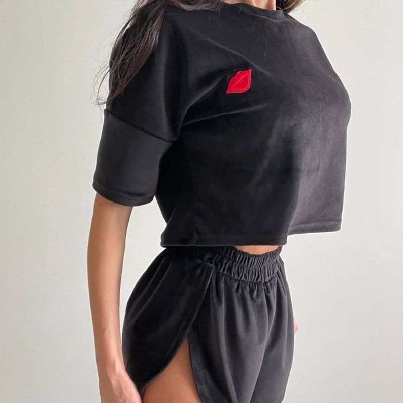 ChicShe In Stock 2025 European And American Summer New Knitted Loose Short Sleeve Crop Top Shorts Pajama Set Wearable For Women_voghion.com