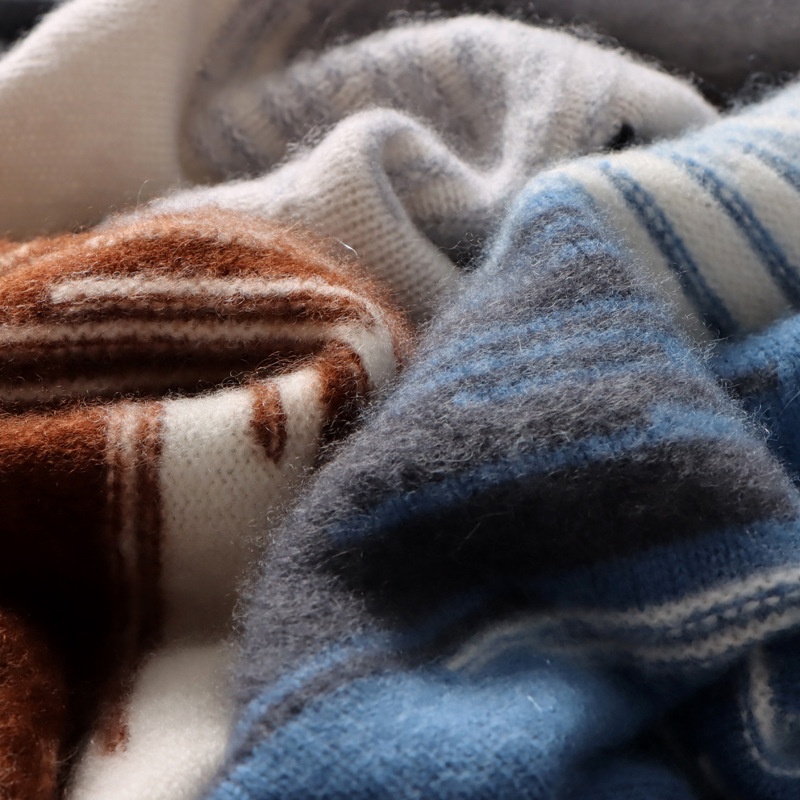 boy Boy Boy 100% Pure Wool Sweater For Men, Round Neck, Color Block Gradient, Thickened, Loose Fit, Business Casual Cashmere Knitted_voghion.com