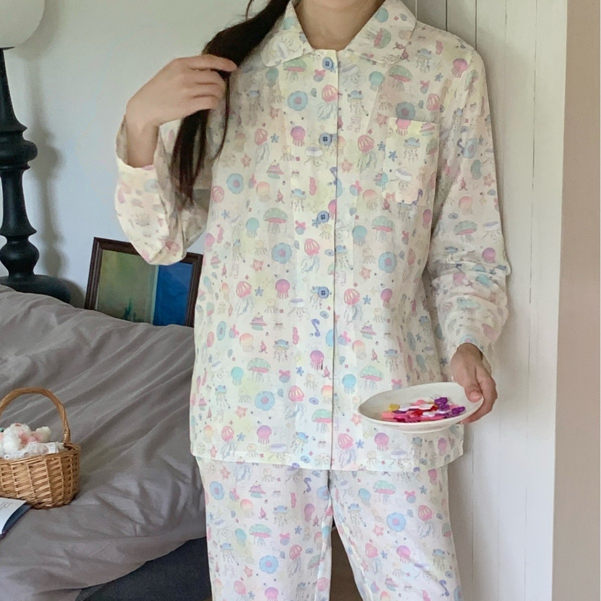 ChicShe CCTV Broadcast Classe A Pigiama a doppio strato Abbigliamento da casa in garza di puro cotone Pantaloni lunghi a maniche lunghe Ragazza carina_voghion.com