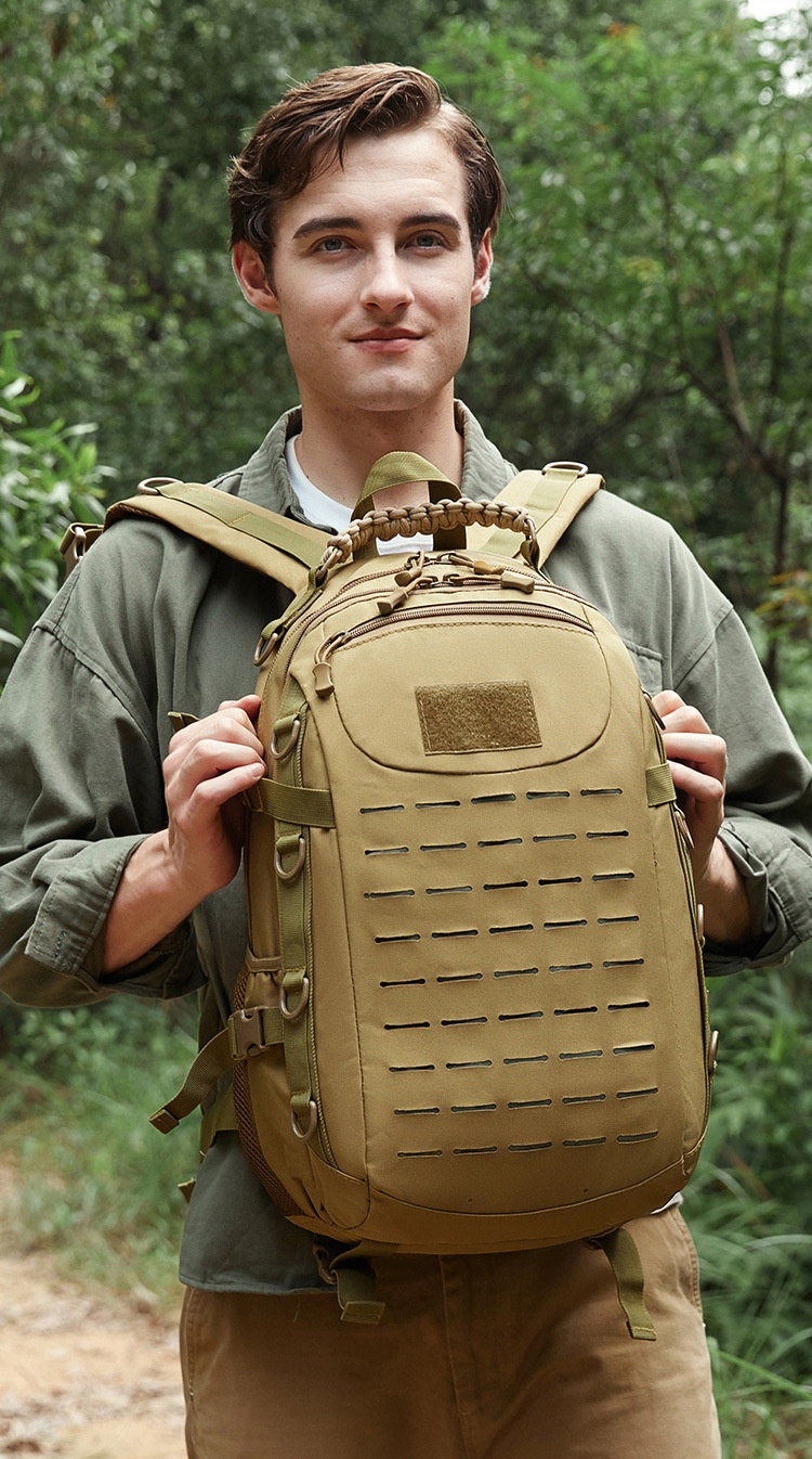 ActiveGo Taktischer Rucksack mit großem Fassungsvermögen, wasserdicht, abriebfest, multifunktional, für Bergsteigen, Wandern, Reisen, Herren_voghion.com