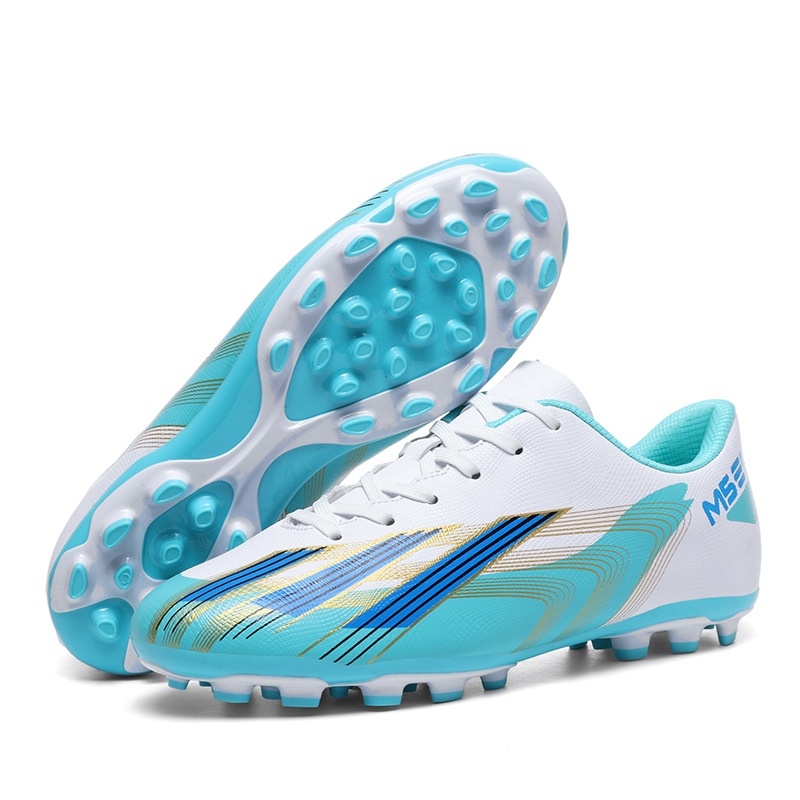 ShoeGlobe Vente en gros transfrontalière de chaussures de football pour hommes, femmes, jeunes, élèves du primaire et du secondaire, enfants, crampons cassés_voghion.com