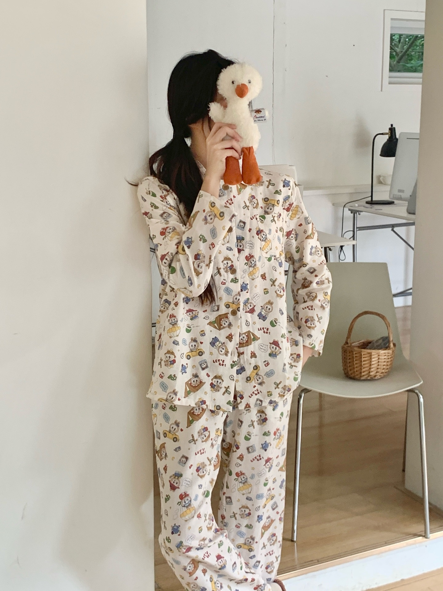 ChicShe CCTV Broadcast Classe A Pigiama a doppio strato Abbigliamento da casa in garza di puro cotone Pantaloni lunghi a maniche lunghe Ragazza carina_voghion.com