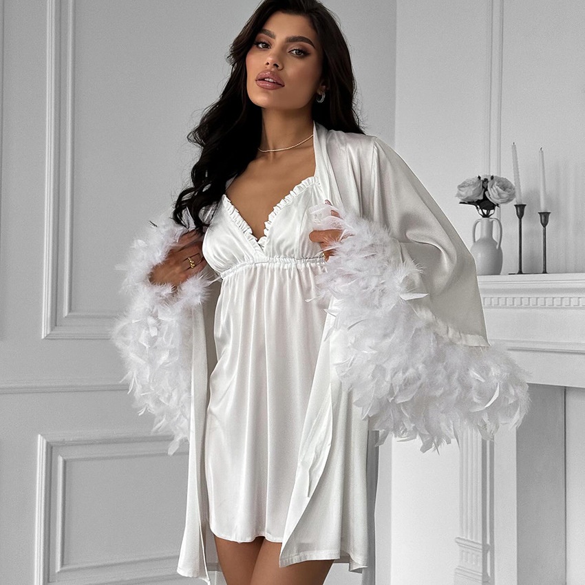 ChicShe 2025 European And American Fashion Textured Feather Loose Comfortable Soft Long Robe Strap Nightdress Pajama Set_ecoleips.com