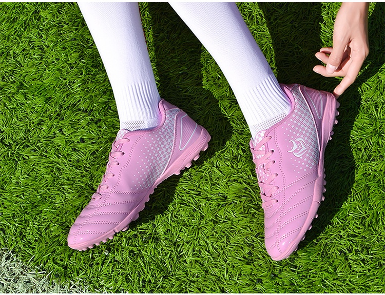 ShoeGlobe Children's For Girls, Korean Style Studded Shoes, New Boys And Girls Pink Soccer Training Shoes With Broken Studs_voghion.com