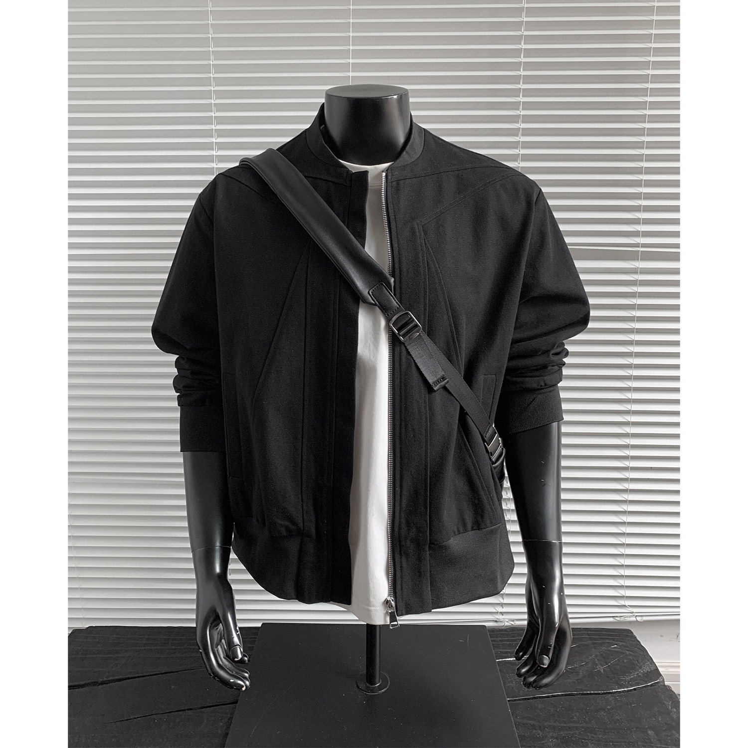 boy Black Warrior Heavy Canvas Flight Jacket Men's Autumn Bomber Inverted Triangle Silhouette Washed Vintage Cotton Coat_voghion.com