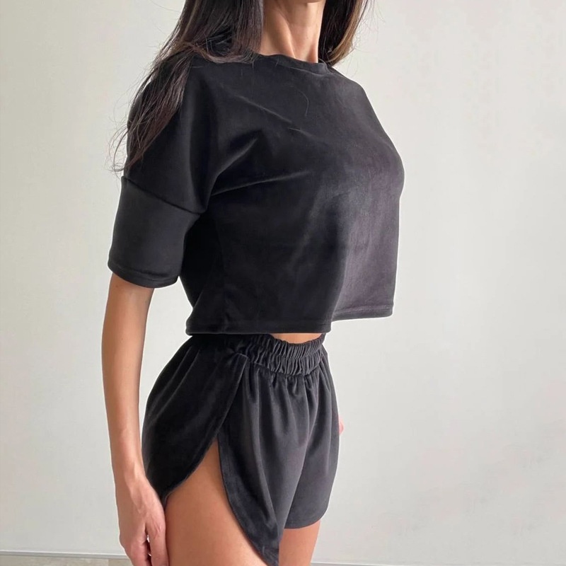 ChicShe In Stock 2025 European And American Summer New Knitted Loose Short Sleeve Crop Top Shorts Pajama Set Wearable For Women_voghion.com