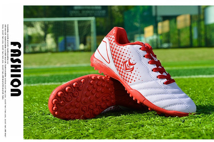 ShoeGlobe Children's For Girls, Korean Style Studded Shoes, New Boys And Girls Pink Soccer Training Shoes With Broken Studs_voghion.com