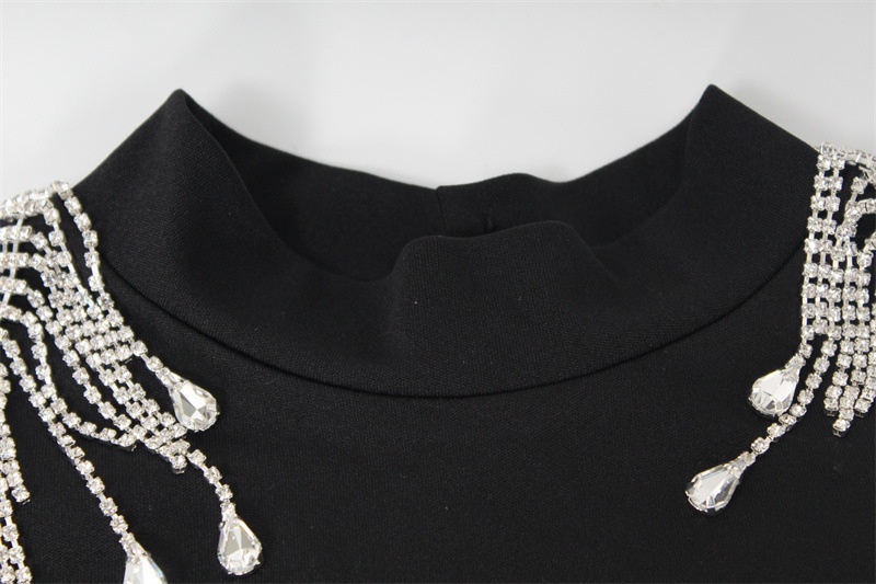 ChicShe KP10457 Europäisch-amerikanisches Damenkleid mit Strasssteinen und Quasten, elegantes, figurbetontes, mittellanges Abendkleid mit Schlitz_voghion.com