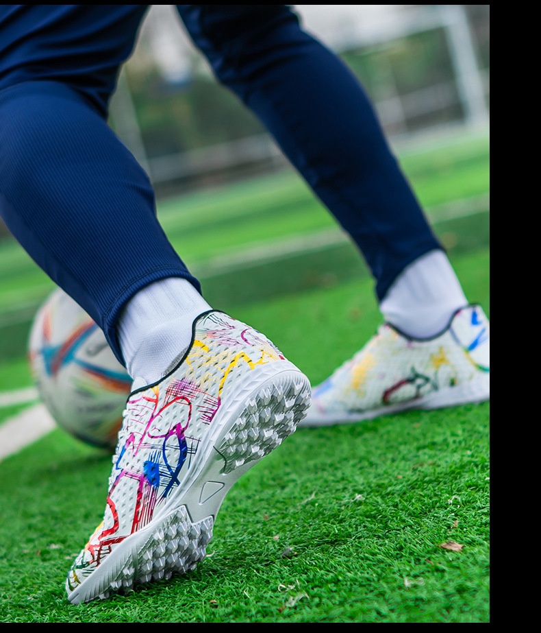 ShoeGlobe Fabrikant Op Voorraad Kinder TF Cats Low Top Nieuwe Studenten Professionele Training Cross-Border Voetbalschoenen_voghion.com