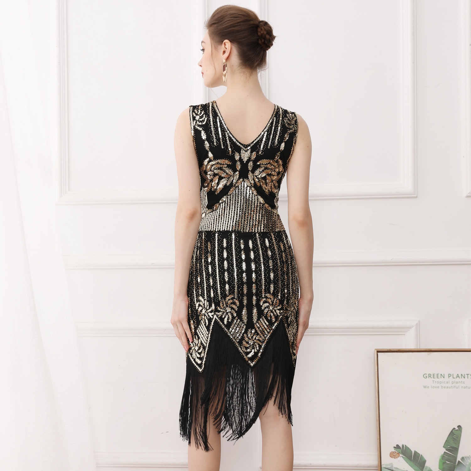 ChicShe European And American Retro Gatsby Ball Gown V-neck Sequin Beaded Embroidery Tassel Vest Plus Size Dress_voghion.com