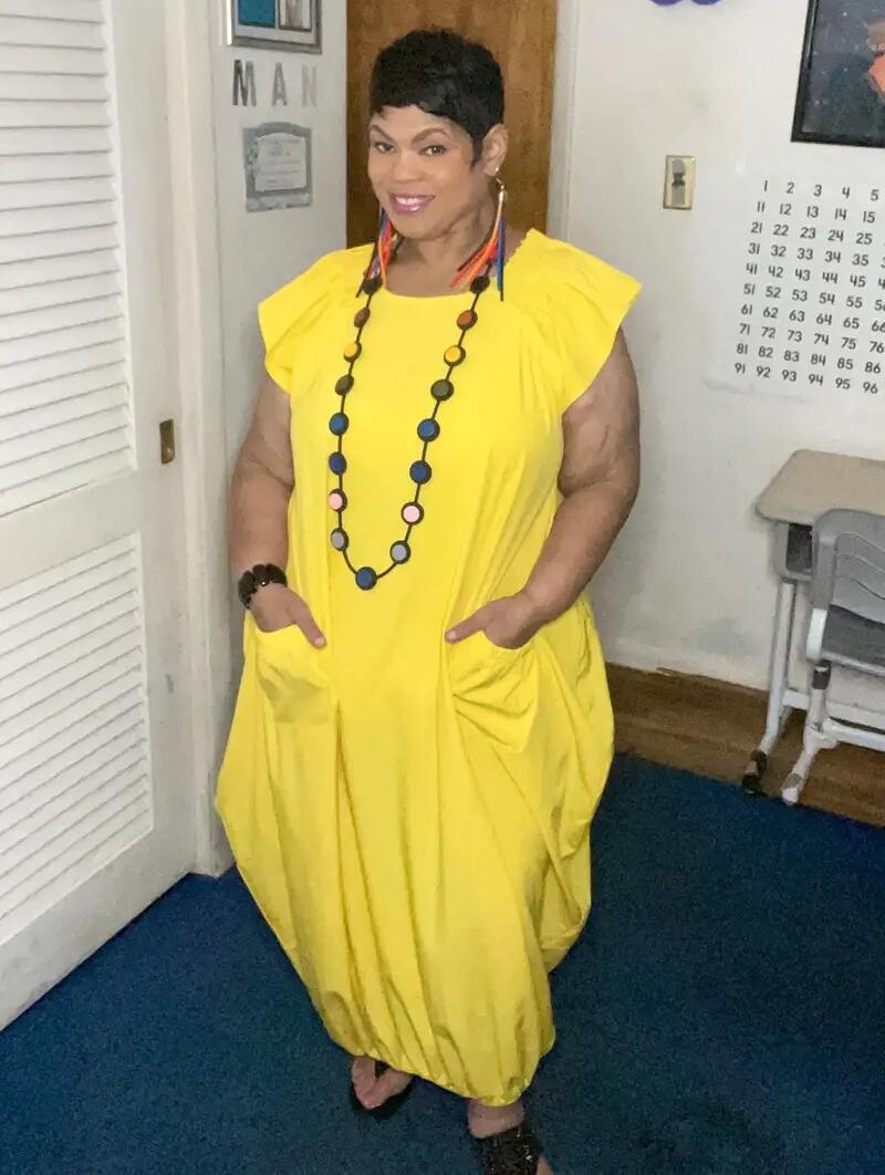 ChicShe N7834 Cross-Border Source European And American Fashion Plus Size Women's Solid Color Double Pocket Loose Dress_voghion.com