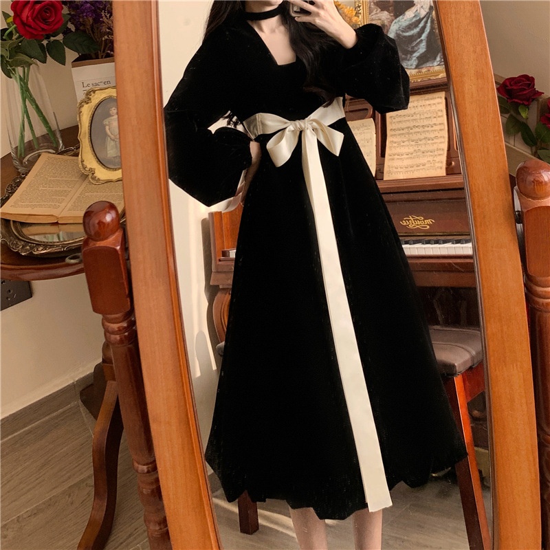 ChicShe 2023 Autumn Winter Plus Size Hepburn Versatile Waist-Tie Bow French High-End Velvet Slimming Dress_voghion.com