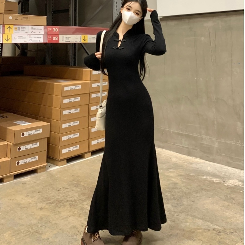 ChicShe 2025 New Chinese Style Improved Cheongsam Bodycon Long For Women Autumn Winter Plus Size Waist-Cinching Base Mermaid_voghion.com