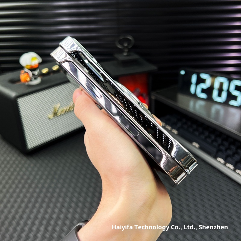 Custodia per telefono con supporto magnetico rotante giroscopico TechGlobe compatibile con iPhone 16 Pro Max, copertura a nido d'ape per dissipazione del calore_voghion.com