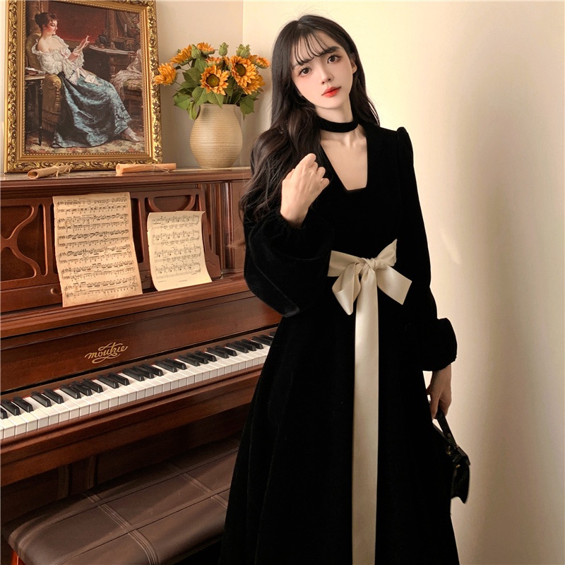 ChicShe 2023 Autumn Winter Plus Size Hepburn Versatile Waist-Tie Bow French High-End Velvet Slimming Dress_voghion.com