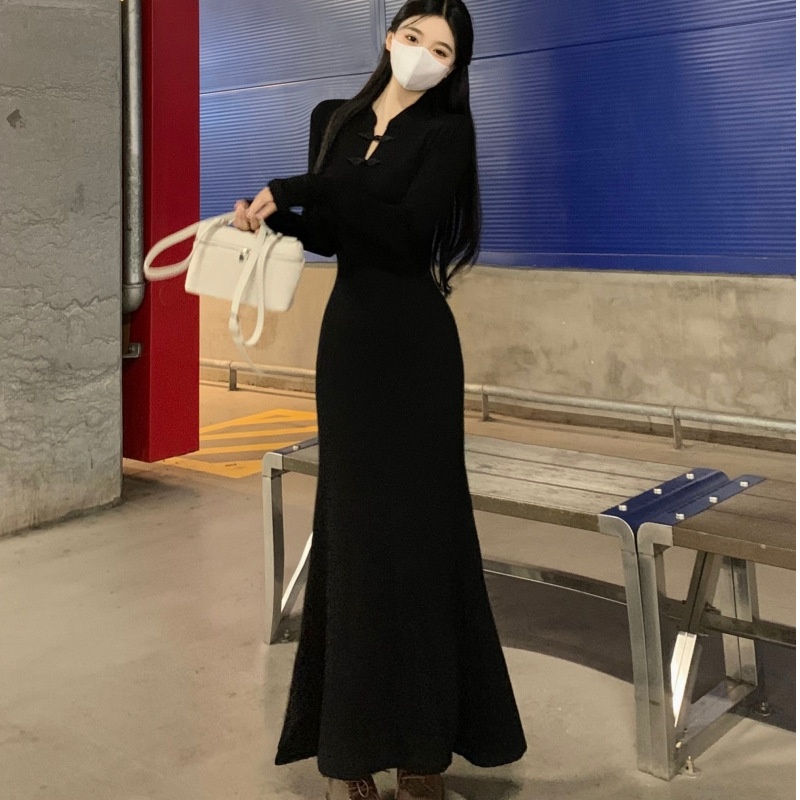 ChicShe 2025 New Chinese Style Improved Cheongsam Bodycon Long For Women Autumn Winter Plus Size Waist-Cinching Base Mermaid_voghion.com