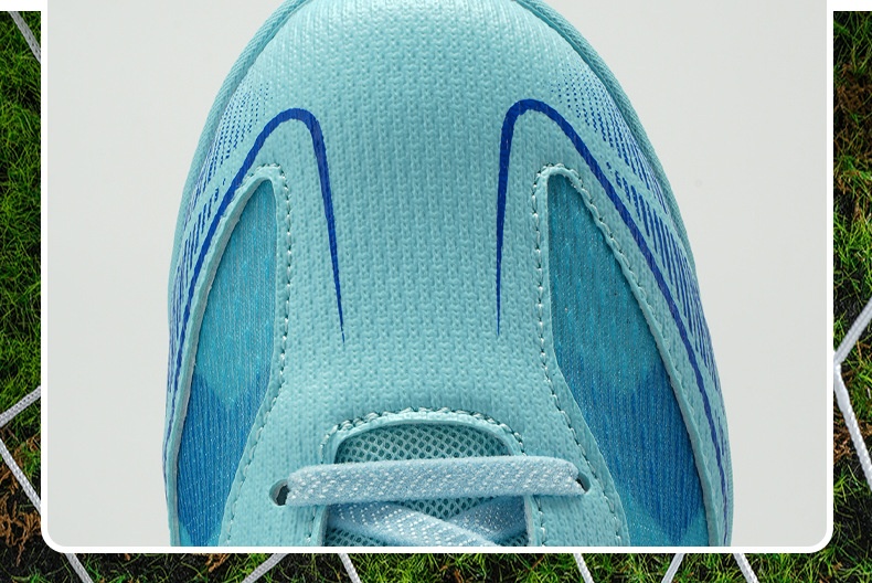 ShoeGlobe Summer Mesh Breathable Sweat-Absorbing Children's Low-Cut Studded Wear-Resistant Boys And Girls Non-Slip Soccer Shoes_voghion.com