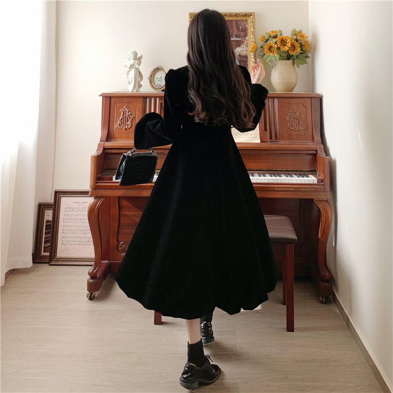 ChicShe 2023 Autumn Winter Plus Size Hepburn Versatile Waist-Tie Bow French High-End Velvet Slimming Dress_voghion.com