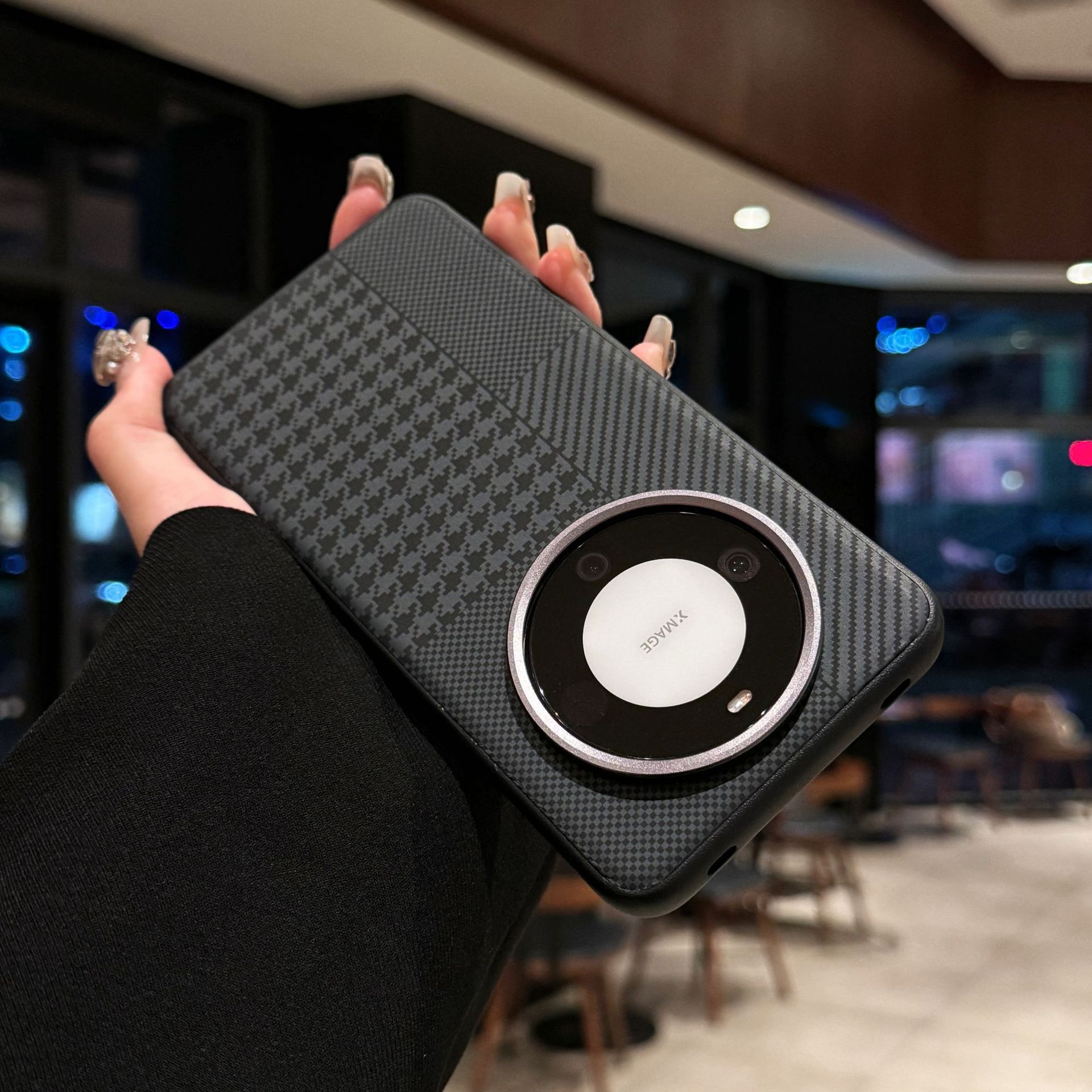 Custodia protettiva anti-caduta TechGlobe per Huawei Mate70Pro+ con cuciture in fibra di carbonio e anello per obiettivo in metallo Pura80._voghion.com