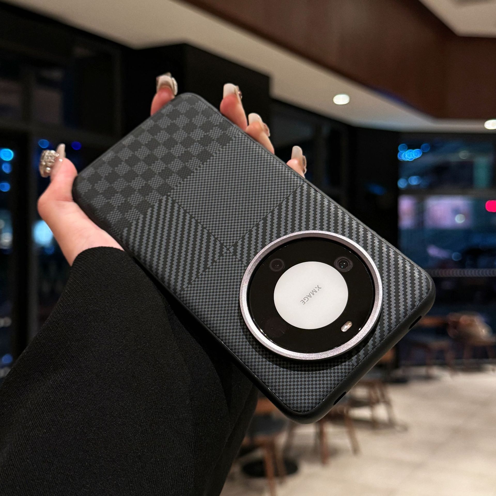 Custodia protettiva anti-caduta TechGlobe per Huawei Mate70Pro+ con cuciture in fibra di carbonio e anello per obiettivo in metallo Pura80._voghion.com