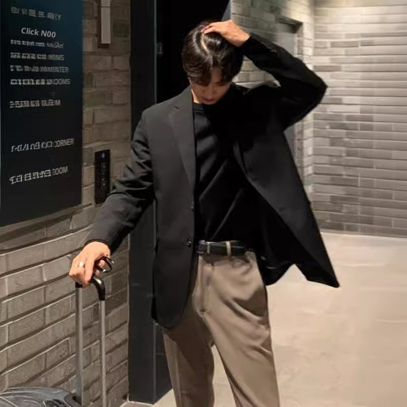 QFV507045555501<2 QFV507045555501<2 Chaqueta corta informal para hombre, estilo coreano, traje moderno Dongdaemun, blazer corto negro holgado de otoño_voghion.com