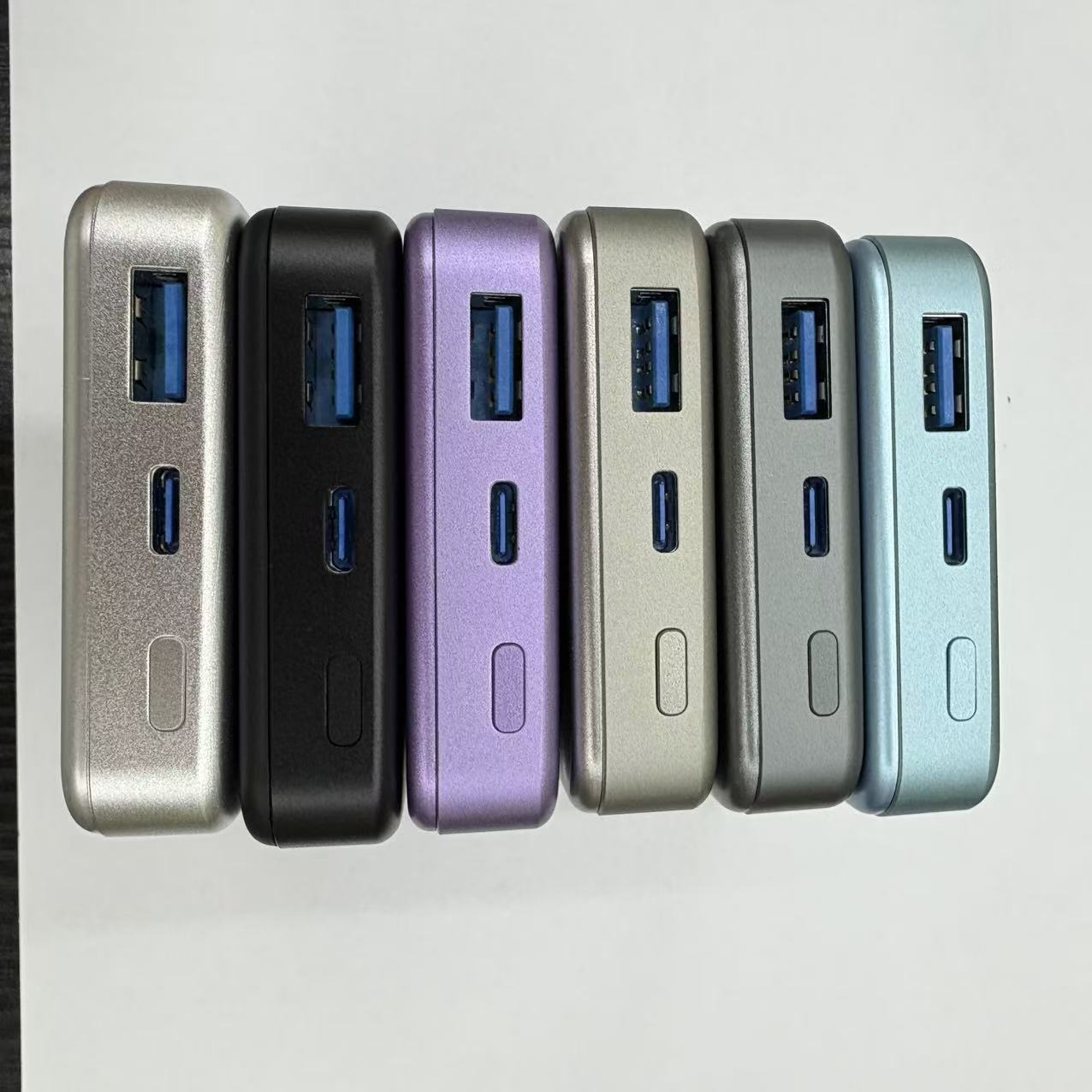 Techglobe 3C Certificato Banca Wireless Magnetica Lega Ultra-Sottile Alimentatore Esterno Supporta Ricarica Rapida PD Compatibile con_voghion.com