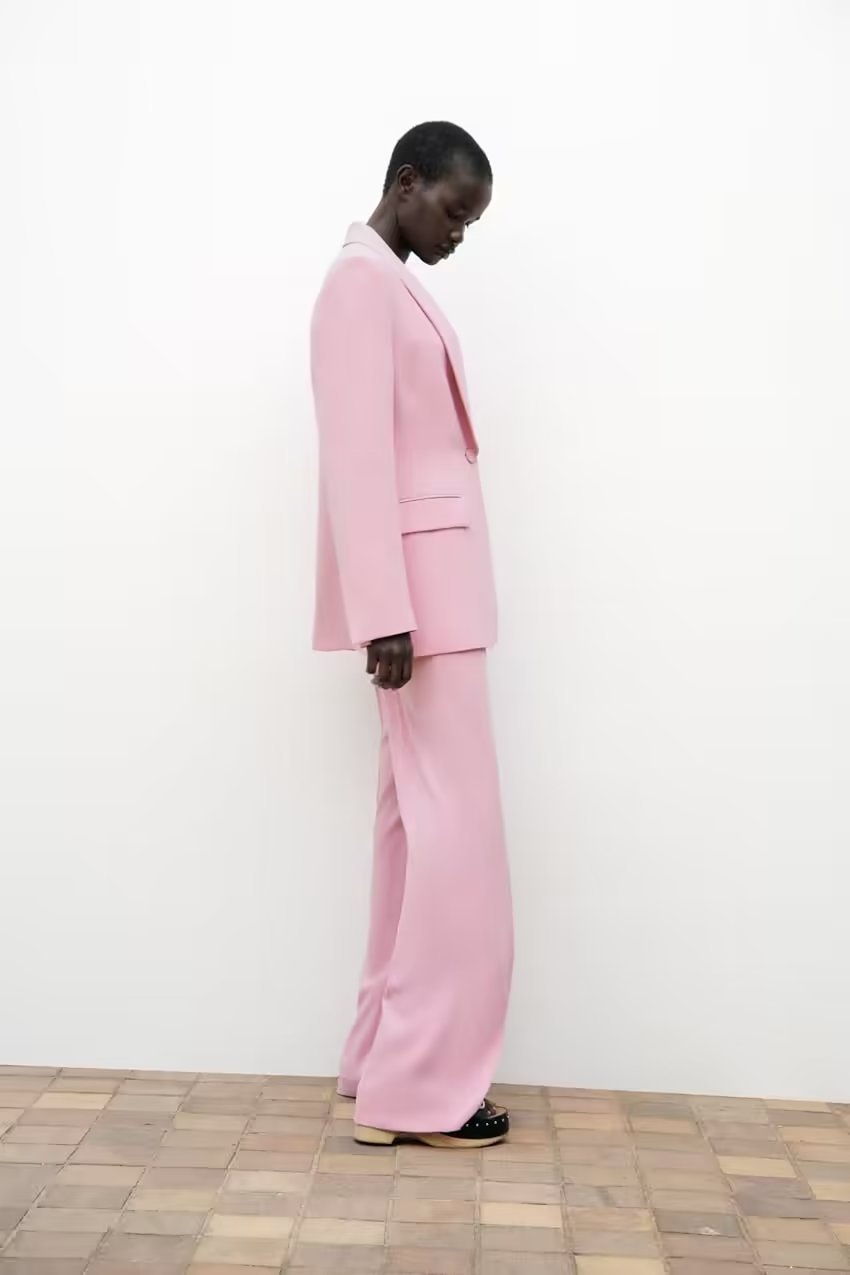 ChicShe 2023 Nuovo set da donna europeo e americano con blazer con colletto e pantaloni lunghi larghi a vita alta 2729187_voghion.com