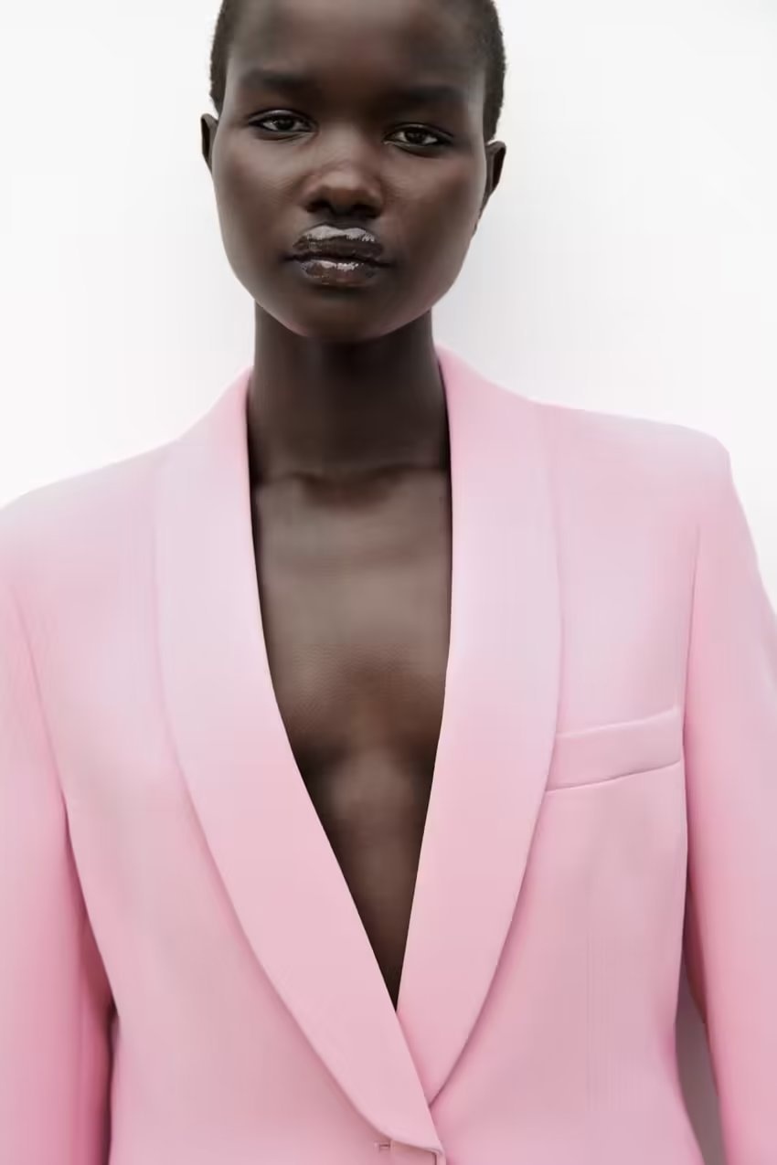 ChicShe 2023 Nuovo set da donna europeo e americano con blazer con colletto e pantaloni lunghi larghi a vita alta 2729187_voghion.com