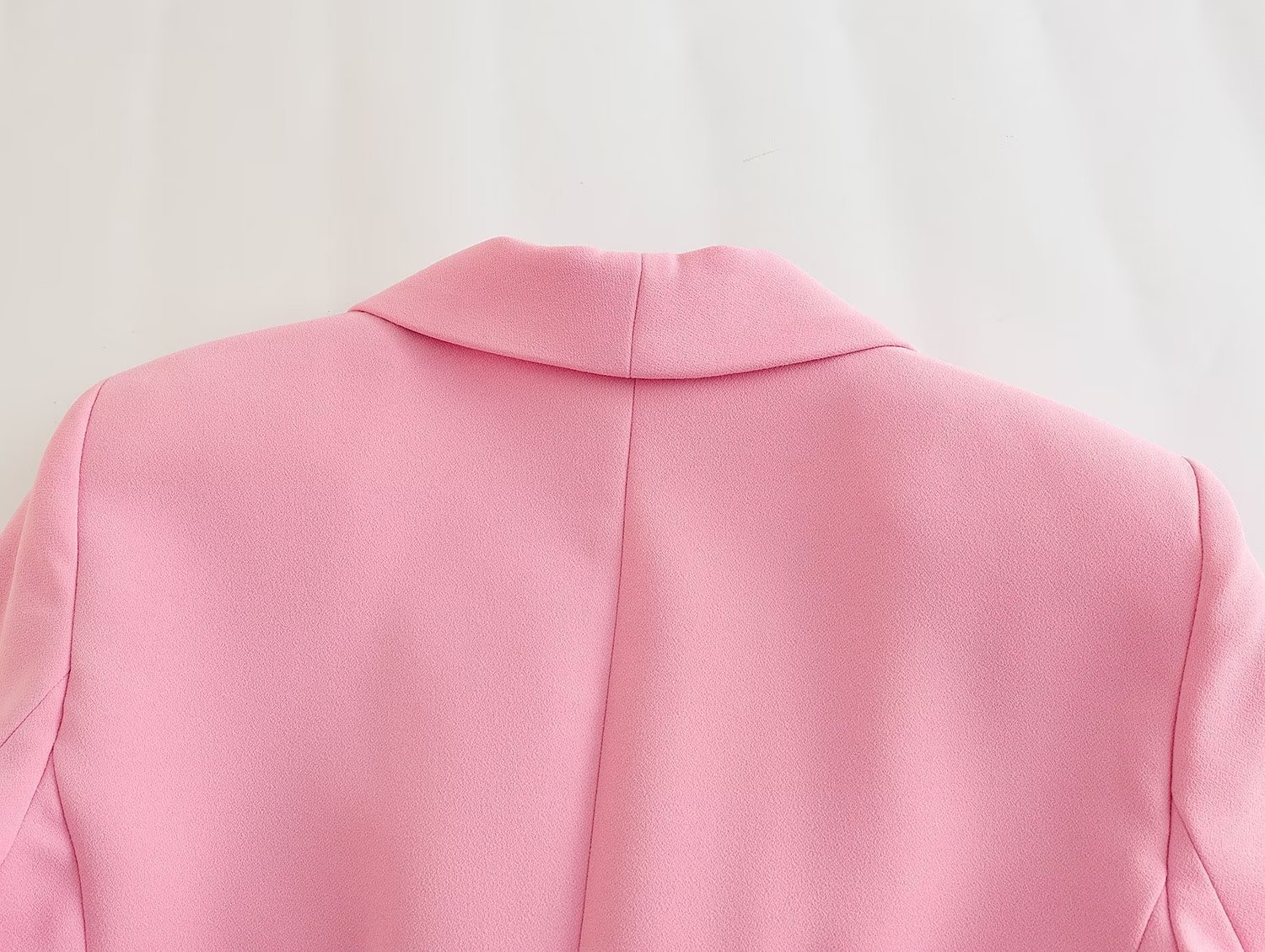 ChicShe 2023 Nuovo set da donna europeo e americano con blazer con colletto e pantaloni lunghi larghi a vita alta 2729187_voghion.com