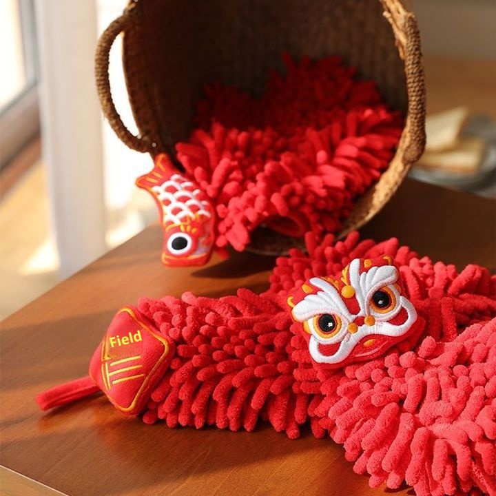 Lillian Chenille Red Festive Gift Kitchen Bathroom Hanging Absorbent Towel Household Hand Drying_voghion.com