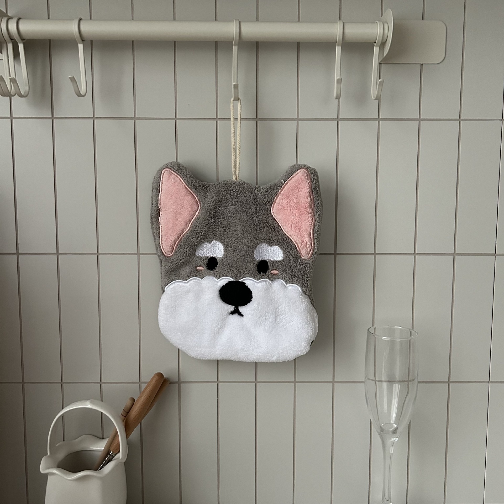 Lillian Puppy Cartoon Cute Hand Hanging Super Absorbent Thickened Korean Small Towel For Bathroom_voghion.com