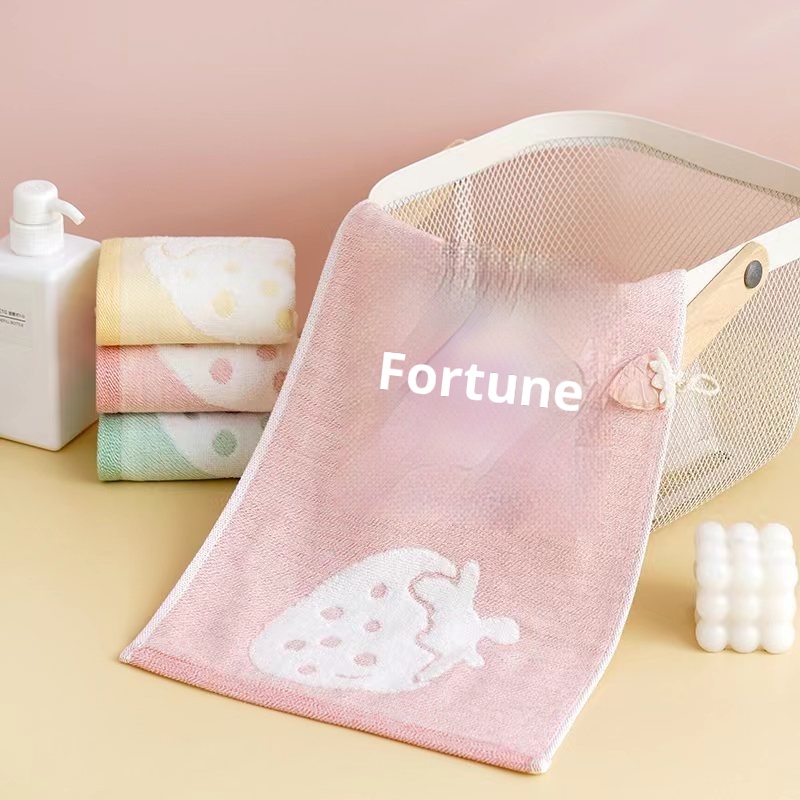 Lillian Strawberry Cotton Children's For Kids Face Washing Hand Wiping Cartoon Baby Household Hanging Kindergarten Small Towel_voghion.com