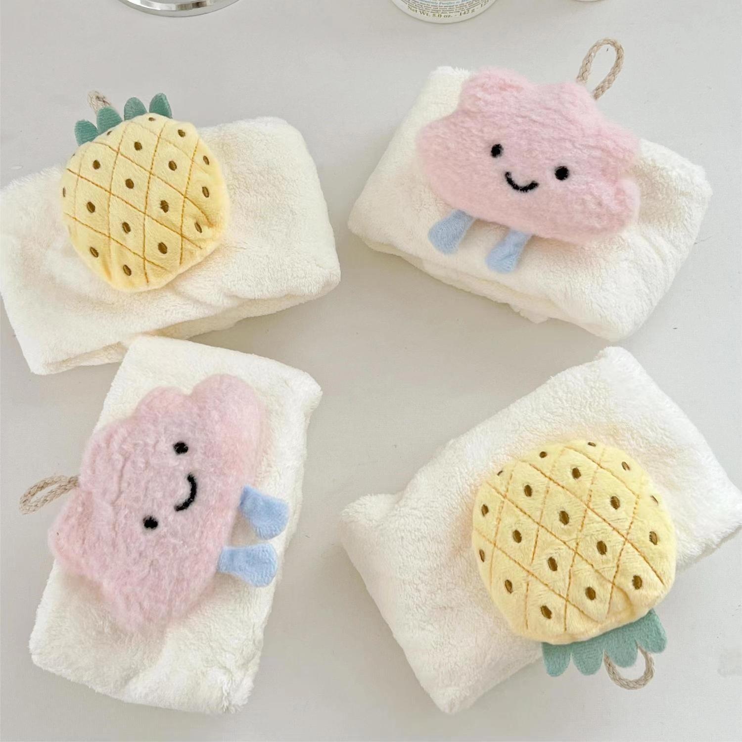 Lillian Absorbent Quick-Dry Household Kitchen Cloth Bear Pineapple Square Baby Hand Towel Cloud Hanging Coral Fleece_voghion.com