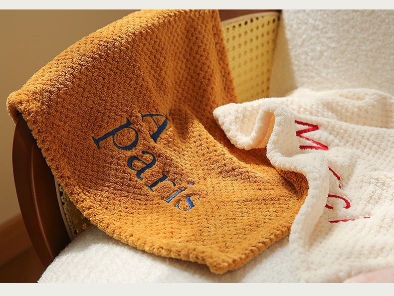 Lillian Nordic Simple Hanging Hand With Letter Embroidery Coral Fleece Absorbent Cloth For Small Children Towel_voghion.com